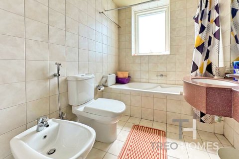 Appartement à Jumeirah Lake Towers, Dubai, 2 chambres, 122 m², № 14120 - photo 9