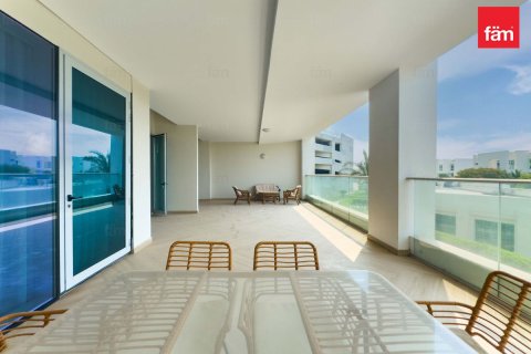 Appartement à Al Sufouh, Dubai, 2 chambres, 198.8 m², № 8938 - photo 1