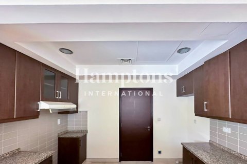 Villa en Al Reem, Arabian Ranches, Dubai, 3 dormitorios, 201.60972933 m², № 63748 - foto 3