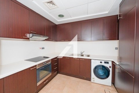 Снять в аренду квартиру в Дубае: студию, 63.4м², № 10913 - фото 3