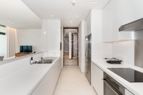 Apartment in The Hills, Dubai 2 bedrooms, 155.8 sq.m. № 47302 - photo 6