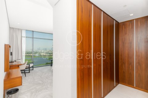 Apartment in The Hills, Dubai 2 bedrooms, 155.8 sq.m. № 47302 - photo 16