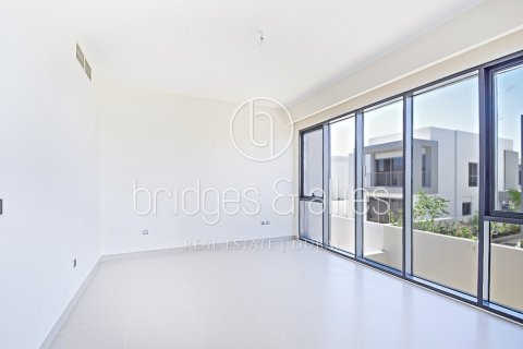 Снять в аренду виллу в Дубай Хилс Эстейт, Дубай: 4 спальни, 304.1м², № 47304 - фото 6