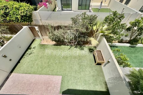 Villa en Dubai Hills Estate, Dubai, 3 dormitorios, 199.2 m², № 47290 - foto 19