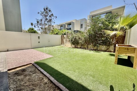 Villa en Dubai Hills Estate, Dubai, 3 dormitorios, 199.2 m², № 47290 - foto 1