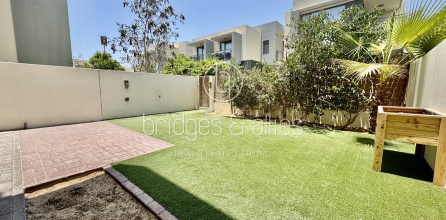 Villa en Dubai Hills Estate, Dubai, 3 dormitorios, 199.2 m², № 47290