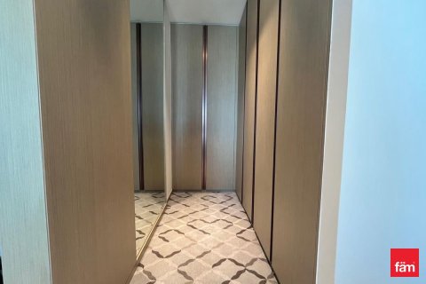 Снять в аренду квартиру в Дубае: 3 спальни, 132.8м², № 70394 - фото 2