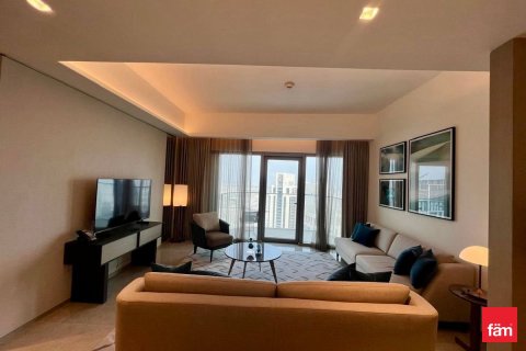 Снять в аренду квартиру в Дубае: 3 спальни, 132.8м², № 70394 - фото 18