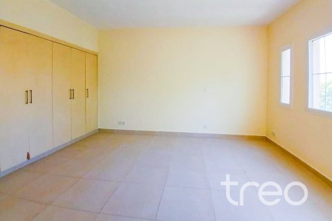 Villa in The Springs, Dubai 3 bedrooms, 228.08 sq.m. № 136228 - photo 11