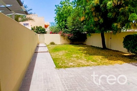 Villa in The Springs, Dubai 3 bedrooms, 228.08 sq.m. № 136228 - photo 15
