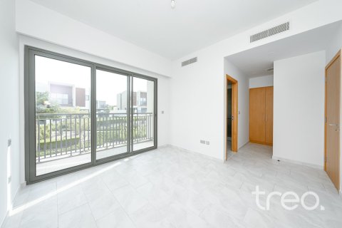 Townhouse in Villanova, Dubai Land, Dubai 4 bedrooms, 216.37 sq.m. № 136229 - photo 10