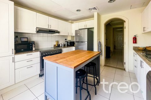 Villa in The Springs, Dubai 3 bedrooms, 208.66 sq.m. № 136237 - photo 15