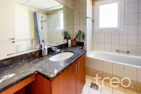 Villa in The Springs, Dubai 3 bedrooms, 208.66 sq.m. № 136237 - photo 7