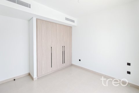Townhouse in Aura, Tilal Al Ghaf, Dubai 3 bedrooms, 140.66 sq.m. № 136230 - photo 11
