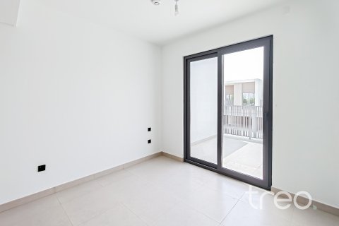 Townhouse in Aura, Tilal Al Ghaf, Dubai 3 bedrooms, 140.66 sq.m. № 136230 - photo 10