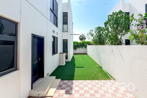 Townhouse in Dubai 6 bedrooms, 392.61 sq.m. № 136240 - photo 19