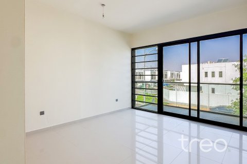 Townhouse in Dubai 6 bedrooms, 392.61 sq.m. № 136240 - photo 5