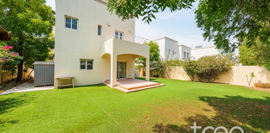 Villa in Meadows 1, Meadows, Dubai 3 bedrooms, 604.89 sq.m. № 136241