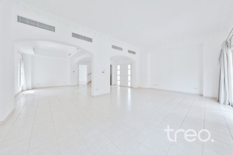 Villa in Meadows 1, Meadows, Dubai 3 bedrooms, 604.89 sq.m. № 136241 - photo 15