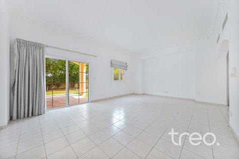 Villa in Meadows 1, Meadows, Dubai 3 bedrooms, 604.89 sq.m. № 136241 - photo 8