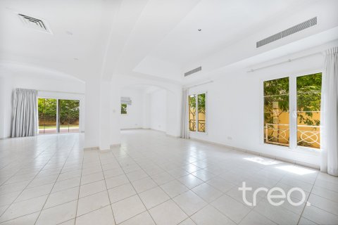 Villa in Meadows 1, Meadows, Dubai 3 bedrooms, 604.89 sq.m. № 136241 - photo 13