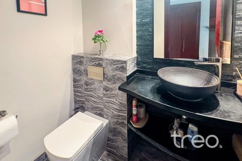 Townhouse in Arabian Ranches, Dubai 3 bedrooms, 258.36 sq.m. № 136236 - photo 7