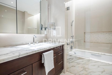 Apartment in The Address Sky View Towers, Downtown Dubai (Downtown Burj Dubai), Dubai 2 bedrooms, 158 sq.m. № 66654 - photo 13