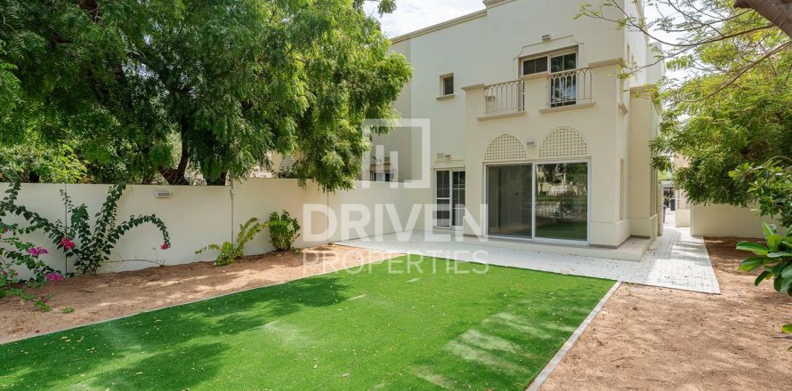 Villa en The Springs, Dubai, 3 dormitorios, 209 m², № 66655