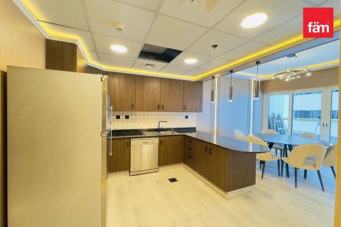 Снять в аренду квартиру в Дубай Марине, Дубай: 2 спальни, 123.6м², № 16969 - фото 7