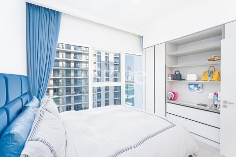 Apartment in EMAAR Beachfront, Dubai Harbour, Dubai 3 bedrooms, 195 sq.m. № 63011 - photo 12