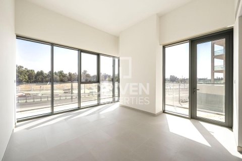 Квартира в Аль-Васле, Дубай, 2 спальни, 158.12м², № 128944