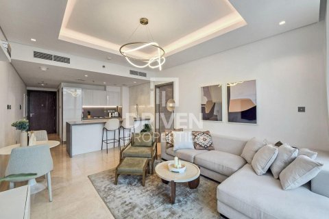 Apartment in Business Bay, Dubai 1 bedroom, 90.3 sq.m. № 128957 - photo 2