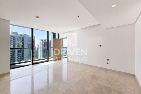 Apartamento en Business Bay, Dubai, 3 dormitorios, 216.74 m², № 128958 - foto 2