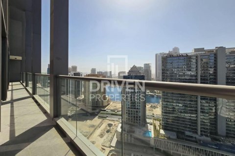 Apartamento en Business Bay, Dubai, 3 dormitorios, 216.74 m², № 128958 - foto 16