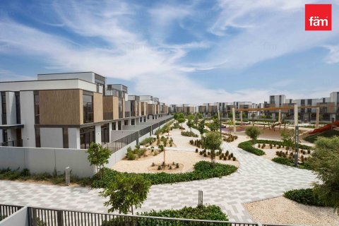 Adosado en Dubai, 3 dormitorios, 187.9 m², № 50567 - foto 7