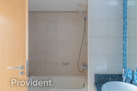 Снять в аренду квартиру в Пальме Джумейре, Дубай: 1 спальня, 116.3м², № 2755 - фото 15