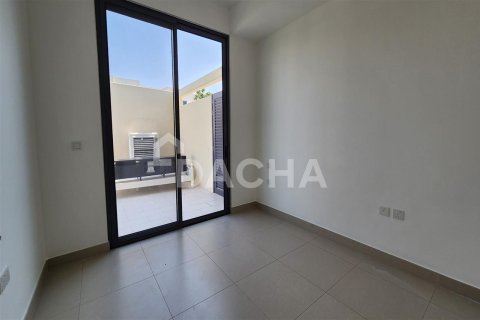 Снять в аренду виллу в Maple 1, Дубай Хилс Эстейт, Дубай: 4 спальни, 228.6м², № 6642 - фото 7