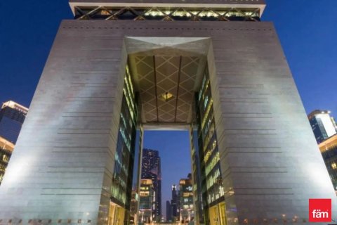 Apartamento en Dubai, 2 dormitorios, 128.1 m², № 141323 - foto 5