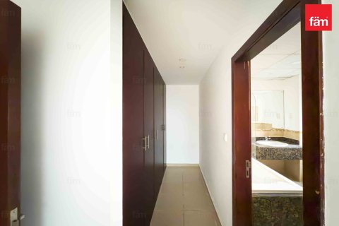 Apartment in Dubai 3 bedrooms, 181 sq.m. № 76860 - photo 18