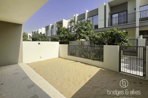 Villa en Dubai, 3 dormitorios, 143.2 m², № 77232 - foto 19