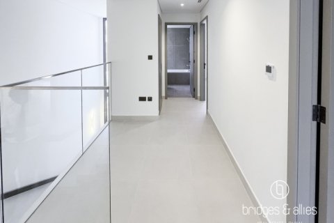 Villa en Dubai, 3 dormitorios, 143.2 m², № 77232 - foto 10