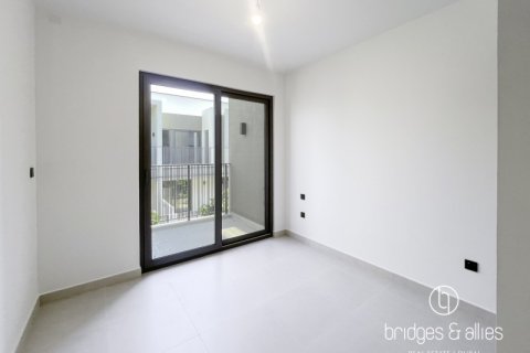 Villa en Dubai, 3 dormitorios, 143.2 m², № 77232 - foto 12