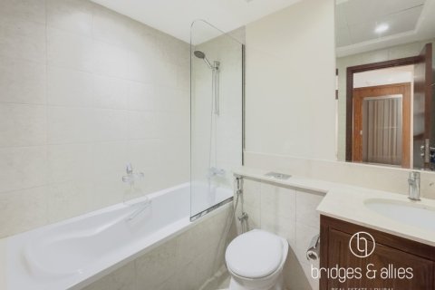 Apartamento en Downtown Dubai (Downtown Burj Dubai), Dubai, 1 dormitorio, 85 m², № 77244 - foto 16