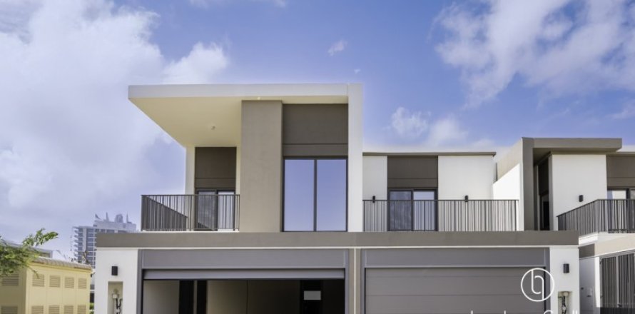 Villa à Dubai, 3 chambres, 144.8 m², № 77233