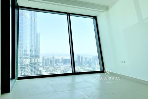 Снять в аренду квартиру в Даунтаун Дубай (Даунтаун Бурдж Дубай), Дубай: 3 спальни, 195.8м², № 77246 - фото 16