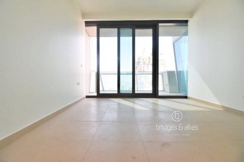 Снять в аренду квартиру в Даунтаун Дубай (Даунтаун Бурдж Дубай), Дубай: 3 спальни, 195.8м², № 77246 - фото 12