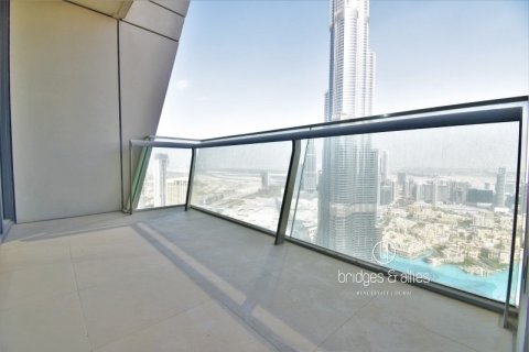Снять в аренду квартиру в Даунтаун Дубай (Даунтаун Бурдж Дубай), Дубай: 3 спальни, 195.8м², № 77246 - фото 10
