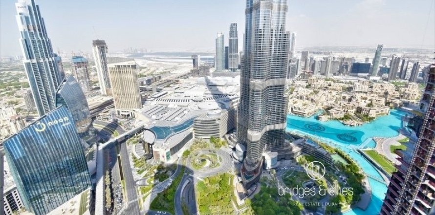 Квартира в Даунтаун Дубай (Даунтаун Бурдж Дубай), Дубай, 3 спальни, 195.8м², № 77246