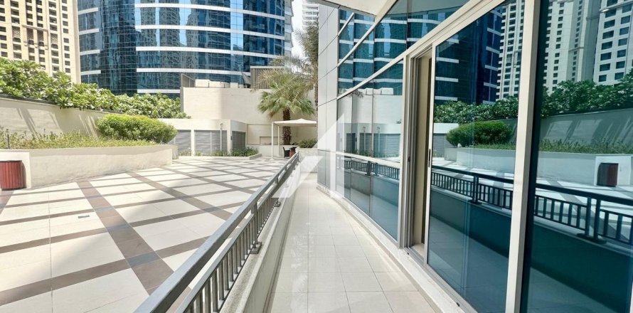 Apartamento en Dubai, 2 dormitorios, 150.3 m², № 69081
