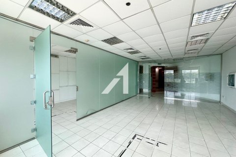 Oficina en Dubai, 73.3 m², № 69080 - foto 1